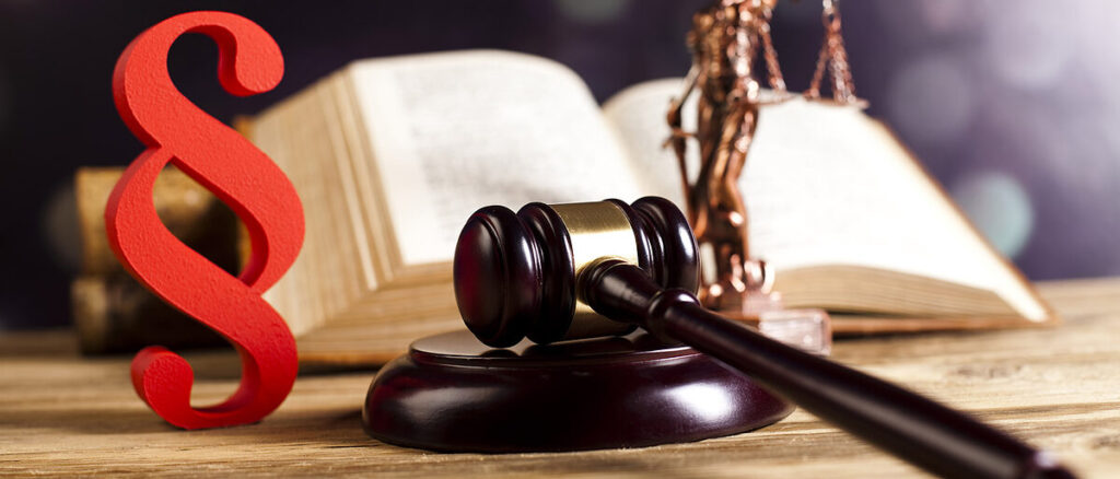 Gesetz Urteil Paragraph