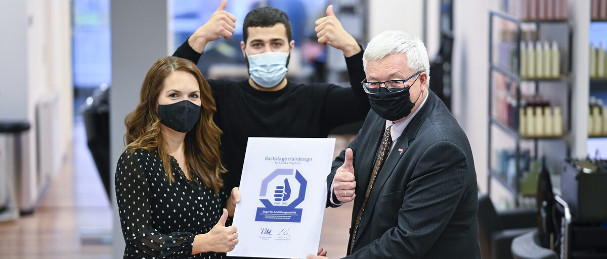 BACKSTAGE HAIRDESIGN by Annika Diephuis