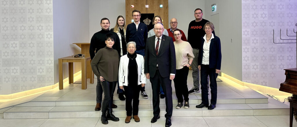 Handwerk besucht Jüdische Gemeinde in Unna.