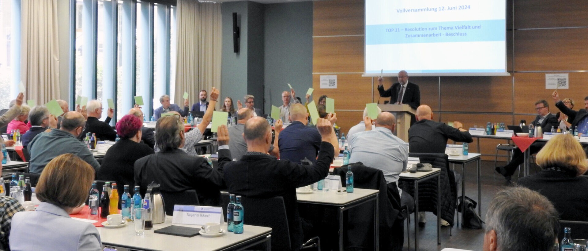 HWK-Vollversammlung: Beschluss Resolution Vielfalt